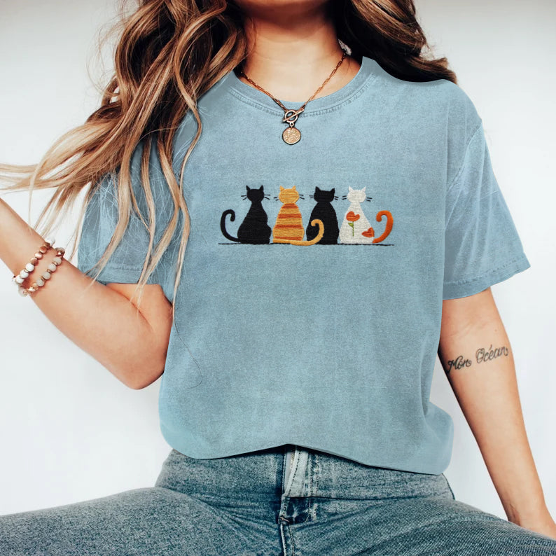 Vintage Embroidered Cute Cat Art T-Shirt elevenforest