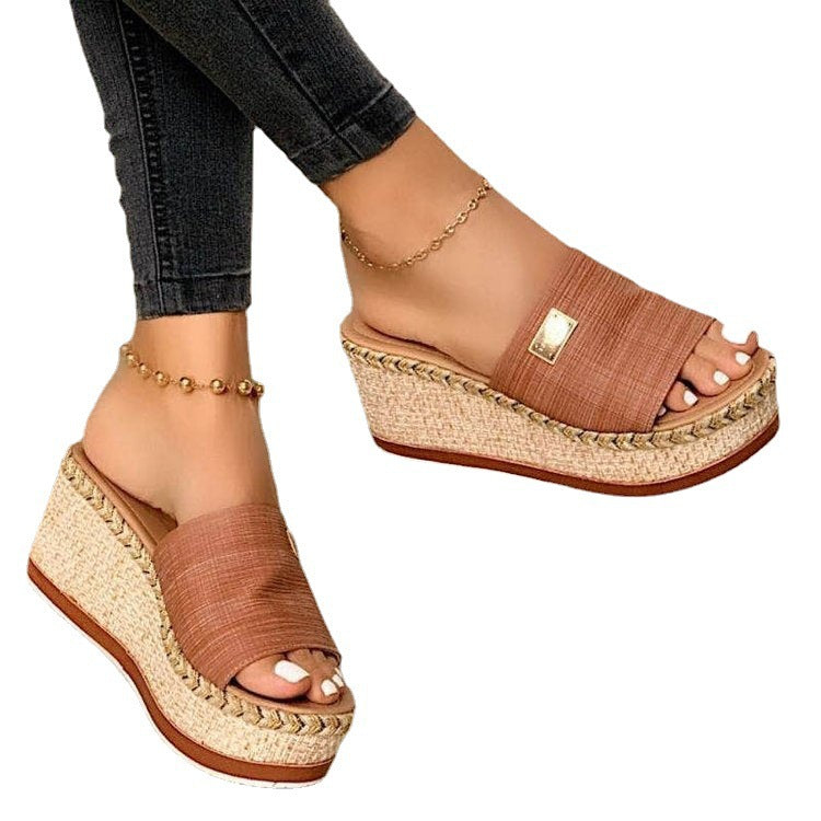 Graceful Orthopedic Sandals for Modern Look