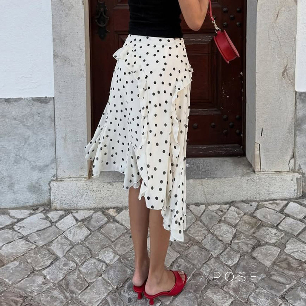 Gracefully Styled Garment for Any Occasion