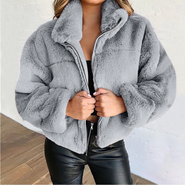 Maximiana | Fashionable and Minimalist winter Jacket