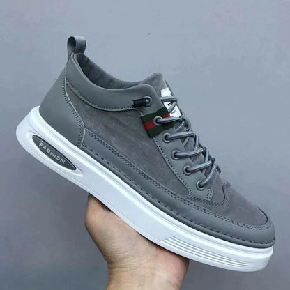 LM | Orthopaedic leisure shoes