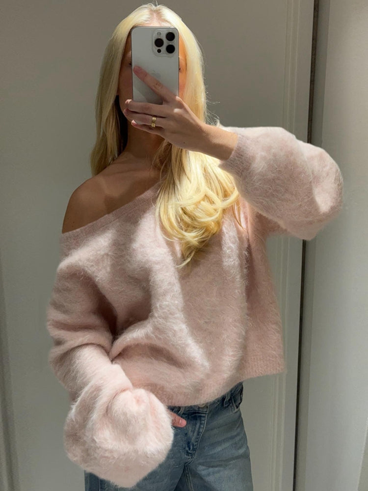 Elegantly Styled Sweater for Everyday Wear