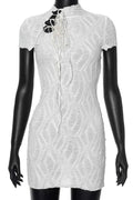 Beautifully Finished Dress in a Timeless Design