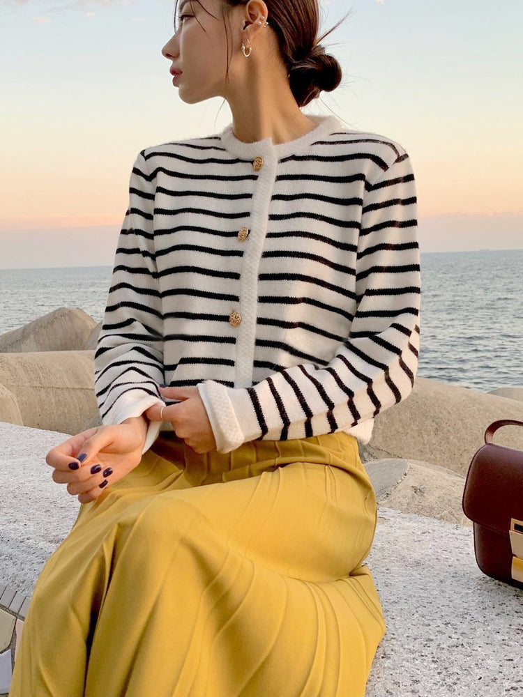 Classic Designed Cardigan
