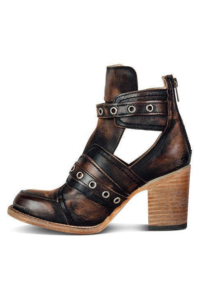 LM | Versatile and supportive orthopaedic boots