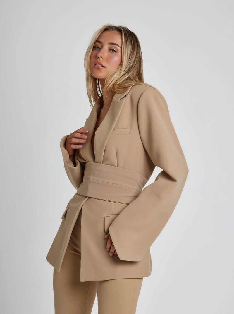 LM | Blazer with legs