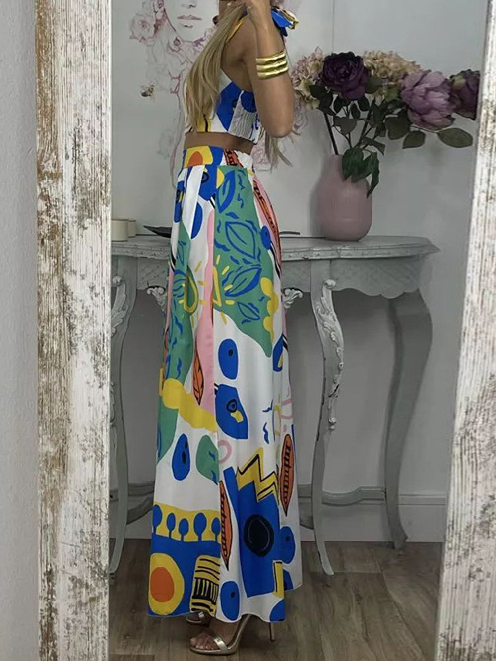 Gracefully Designed Top