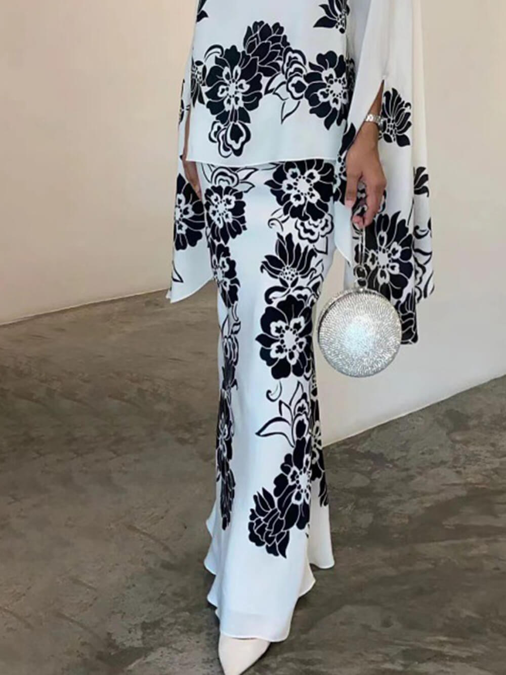 Timeless Vintage Style Garment