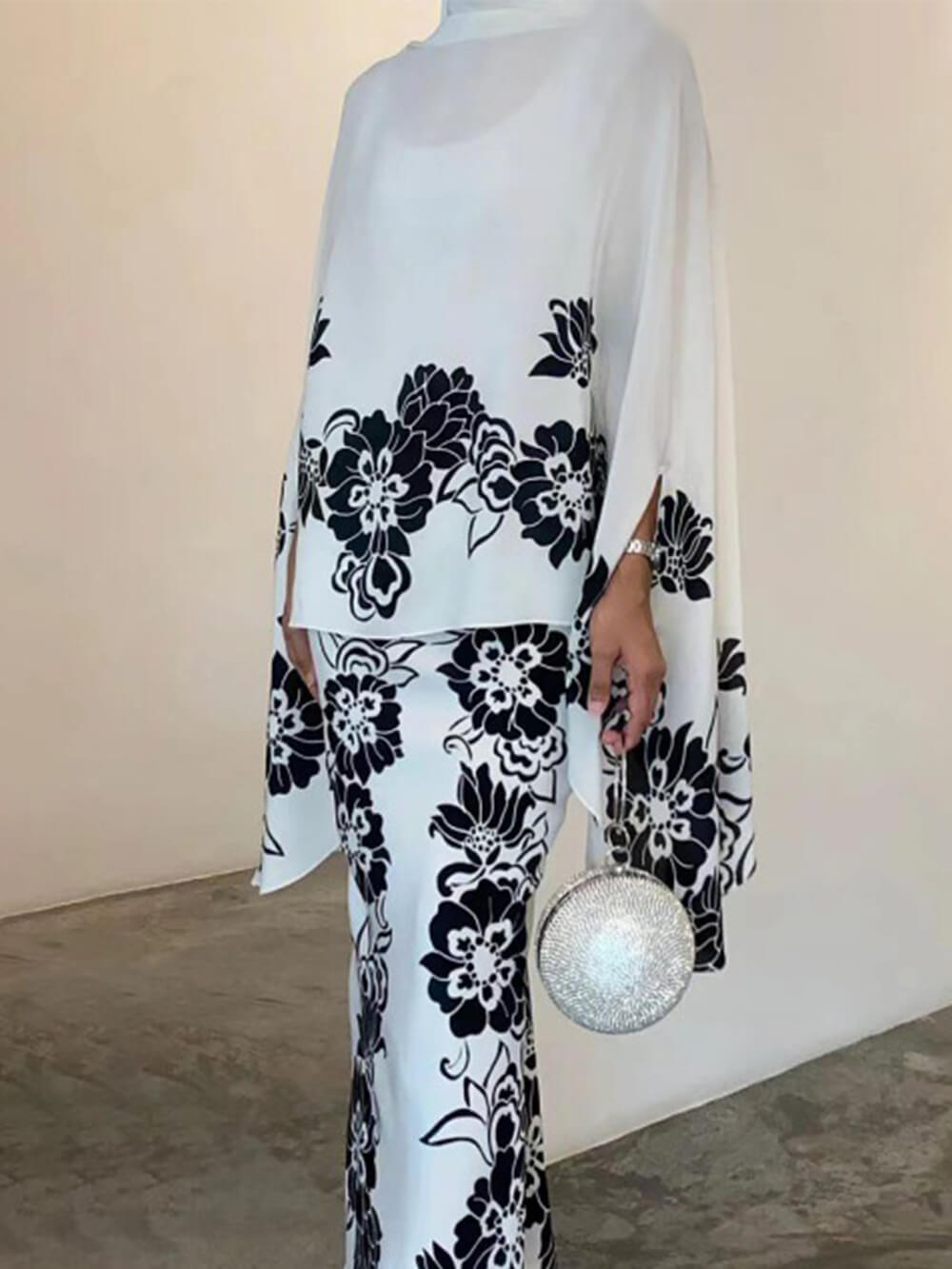 Timeless Vintage Style Garment