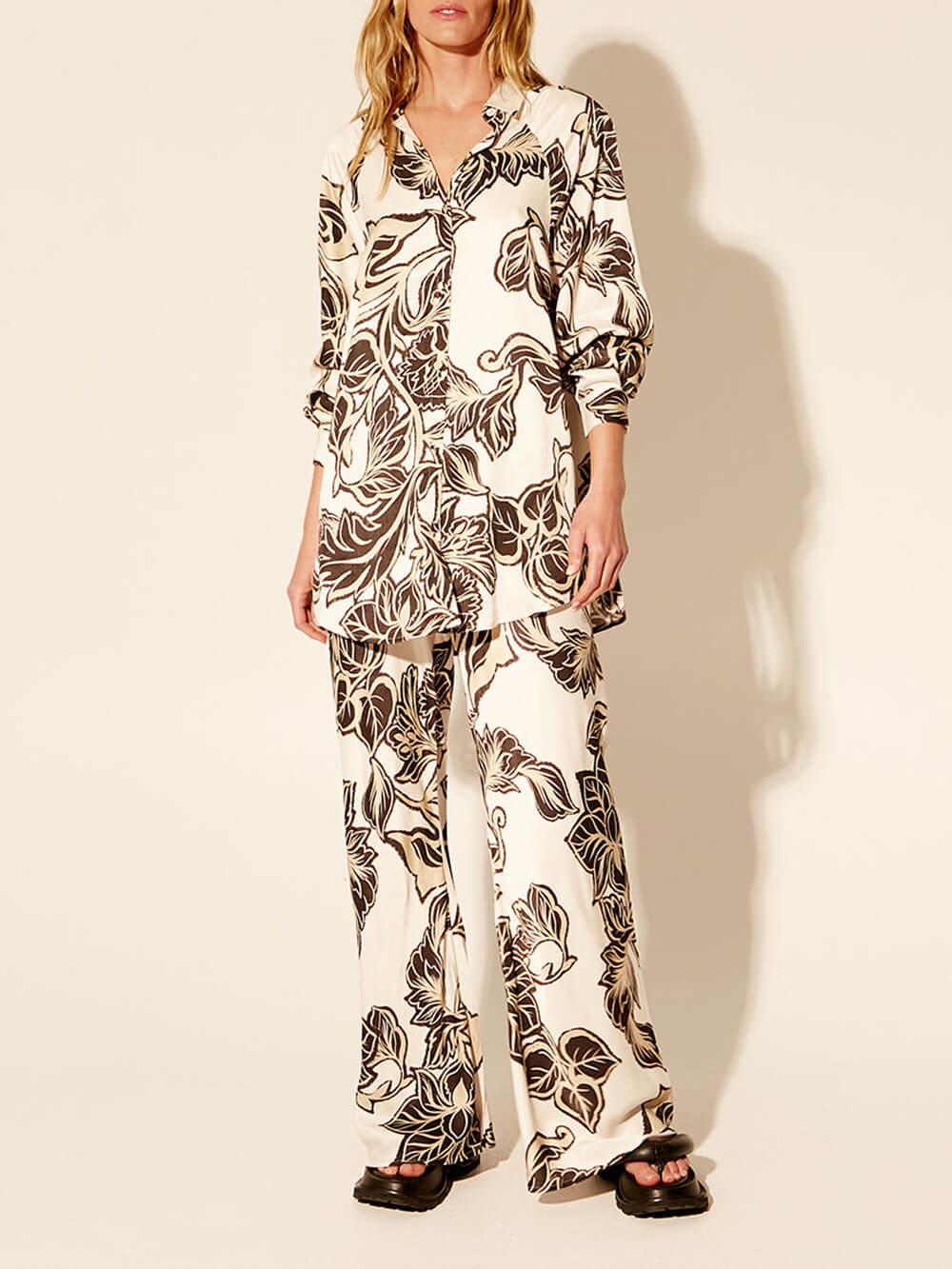 Elegantly Designed Pants