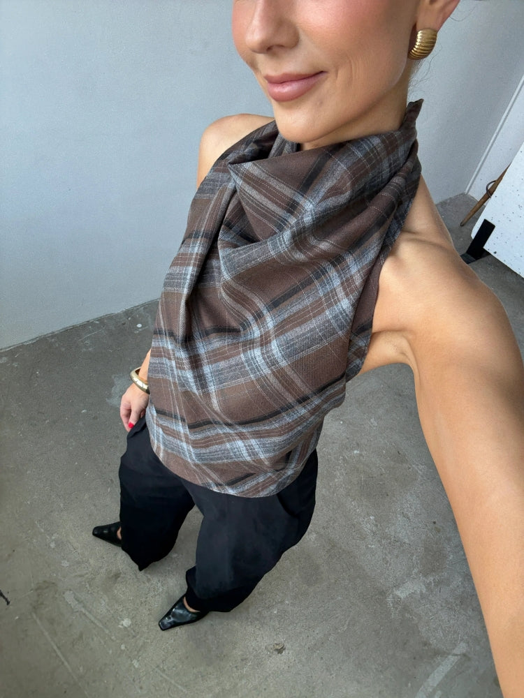 Gracefully Designed Top
