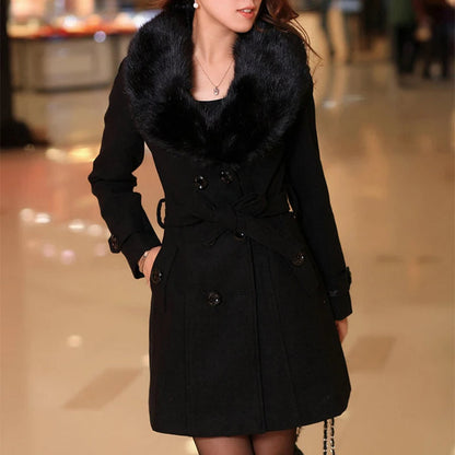 LM | Luxurious fur coat for the discerning lady