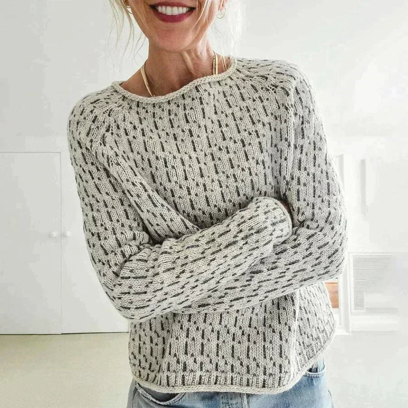 LM | Trendy and elegant winter sweater