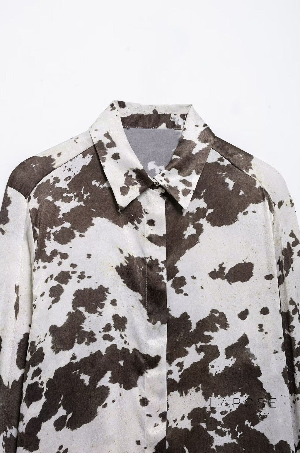 Effortlessly Elegant Shirt with a Timeless Design