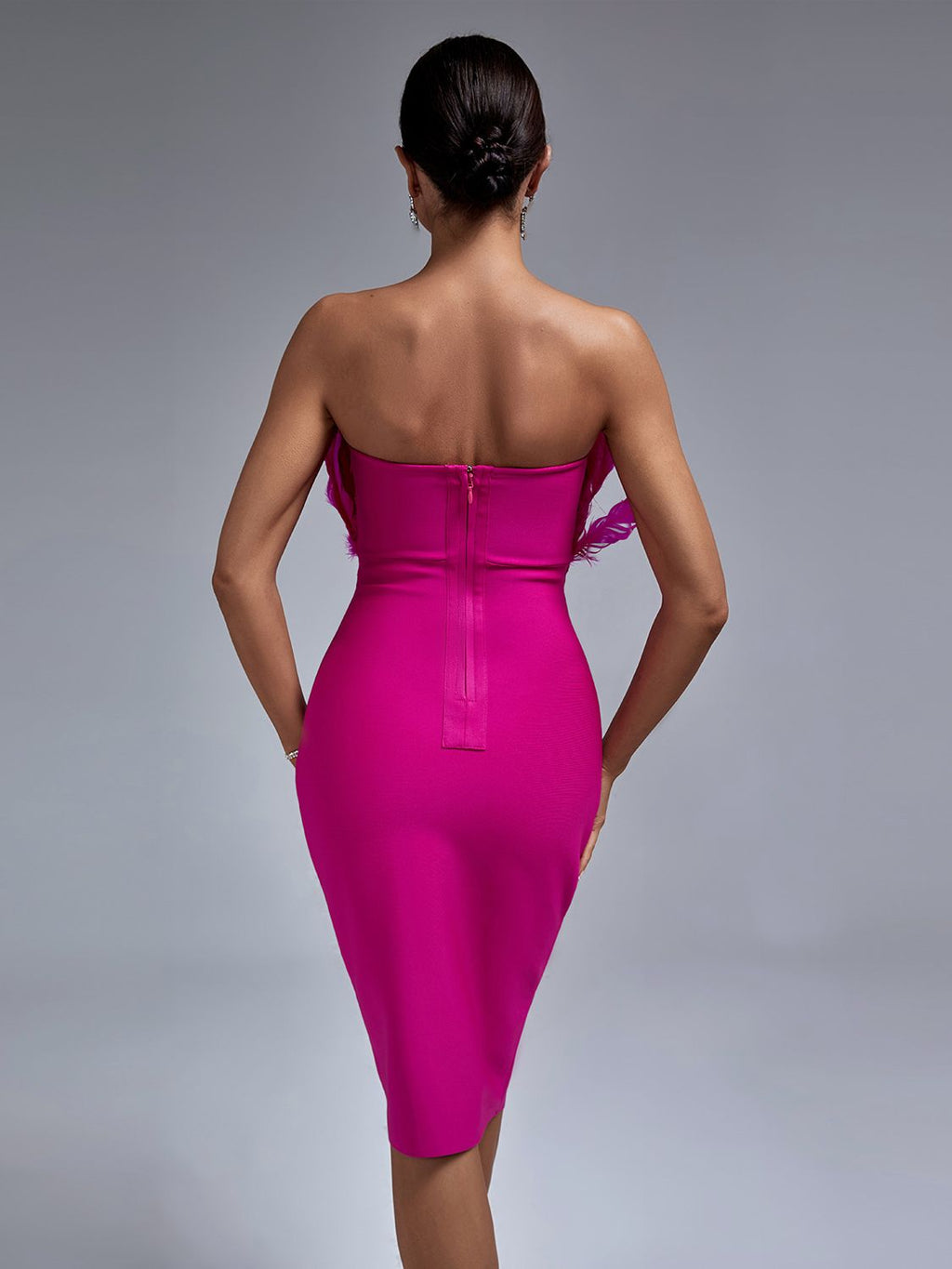 Classic Vintage Dress with a Flattering Fit