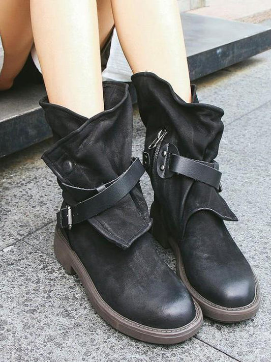 Lorena® | Timeless and supportive orthopedic shoes.