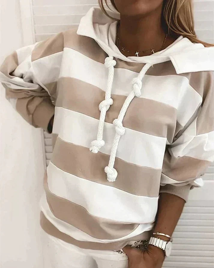 Elegantly Designed Pullover