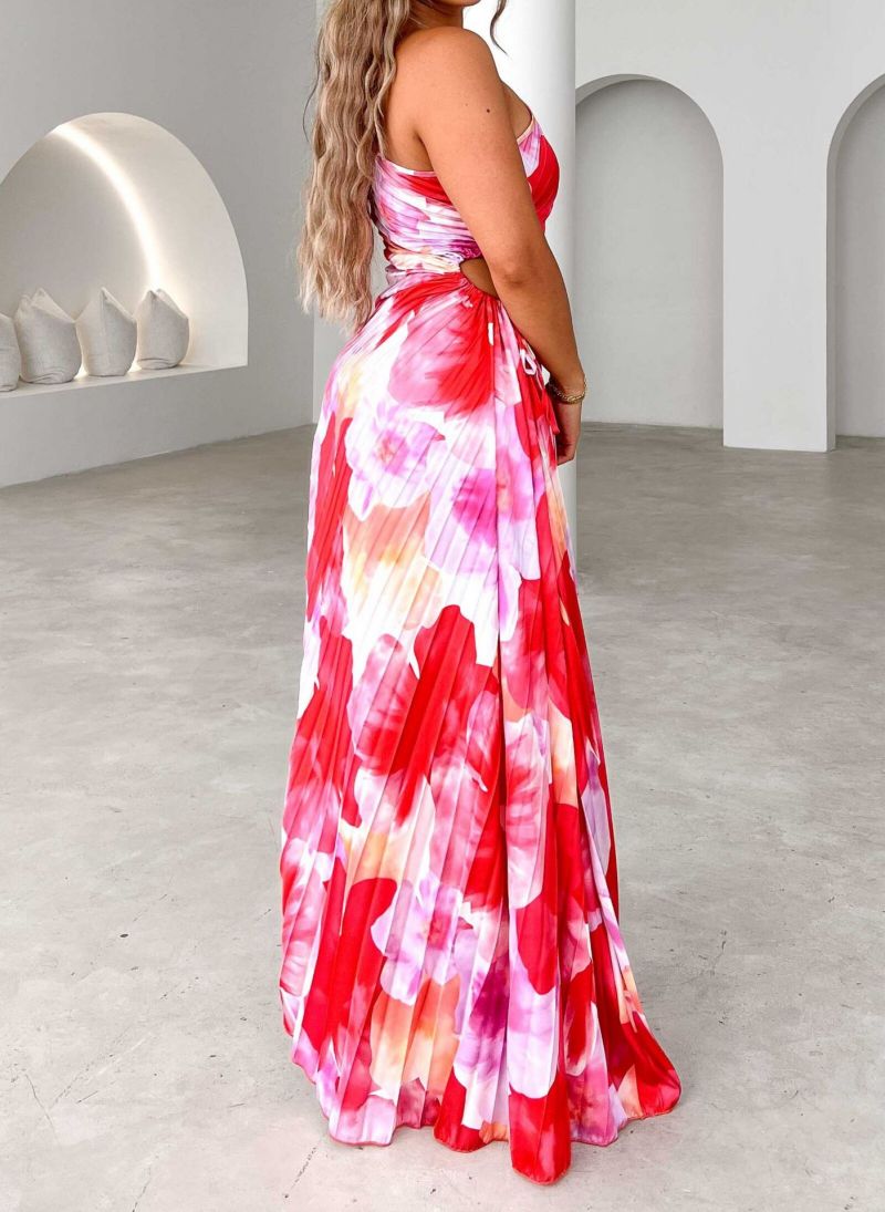 Elegantly Designed Garment