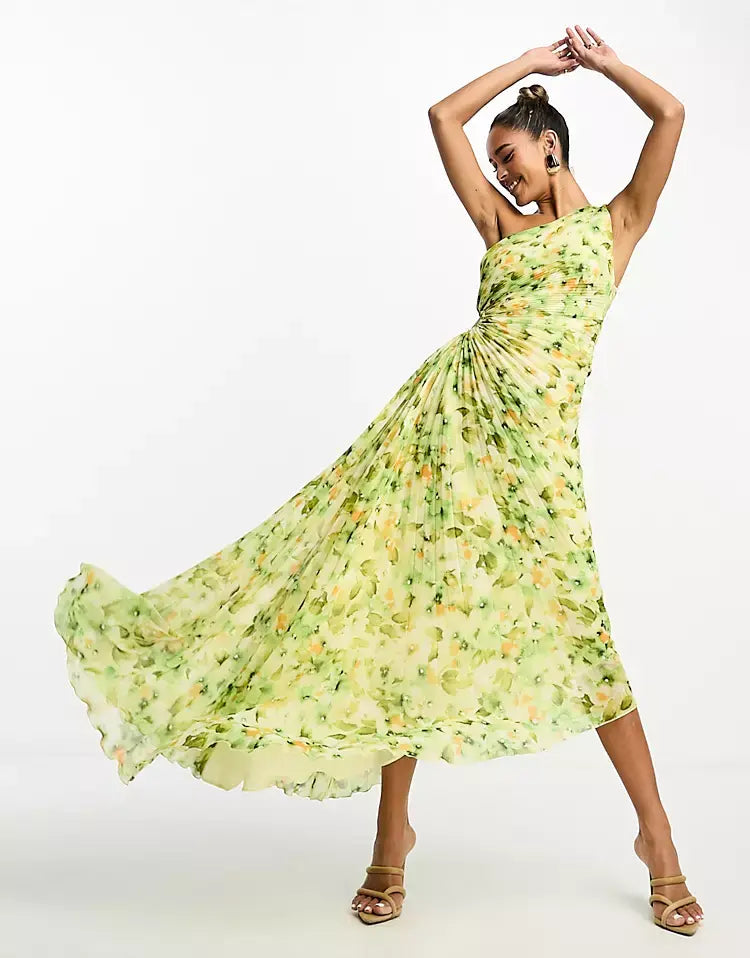 Timeless Vintage Style Garment