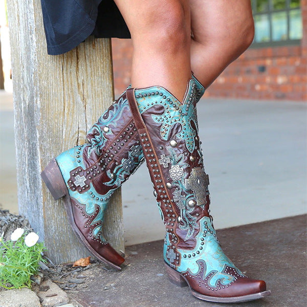 Chic Orthopedic Boots with Unique Design