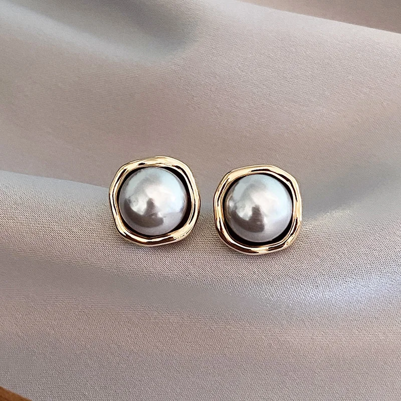 Black Pearl Earrings