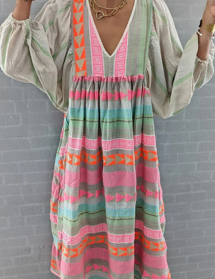 Timeless Vintage Style Dress