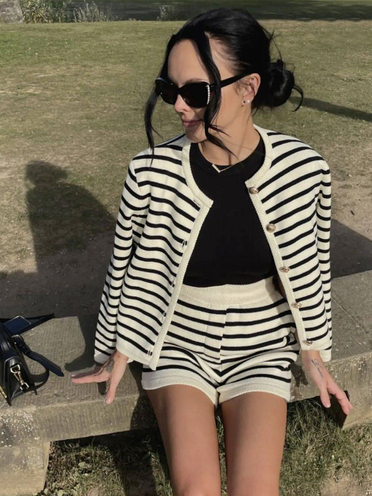 Classic Designed Cardigan