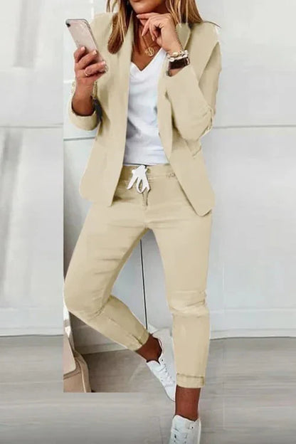 LM | Long-sleeved blazer and trousers