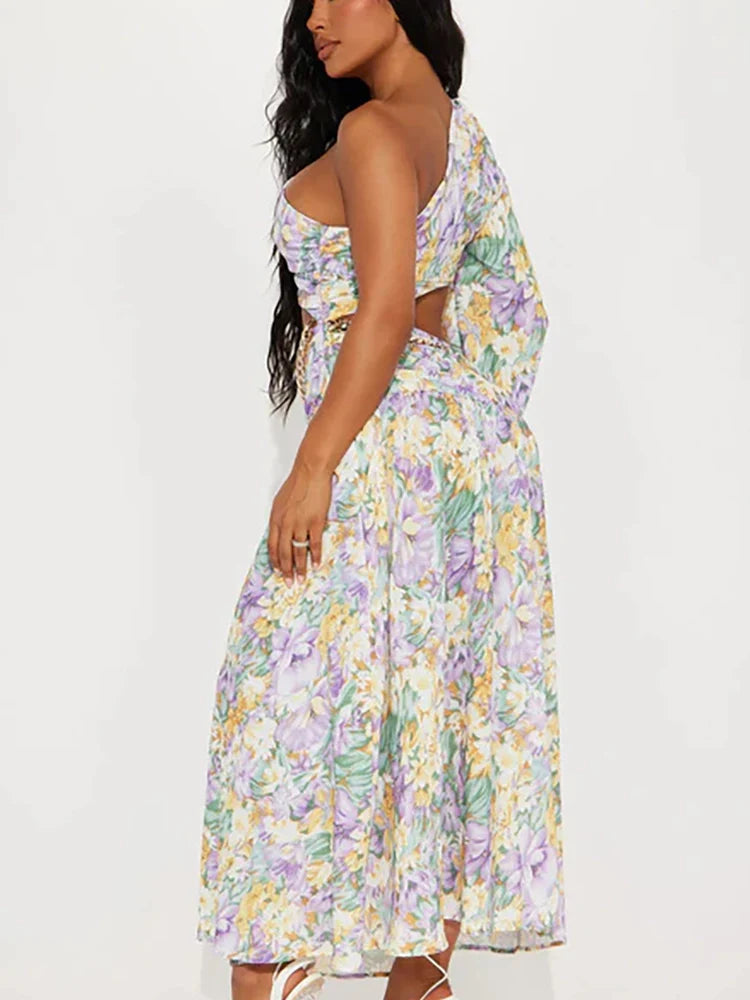 Elegantly Designed Garment