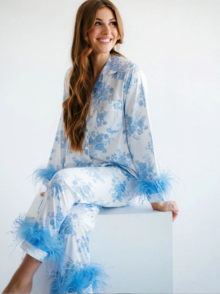 Timeless Vintage Style Garment