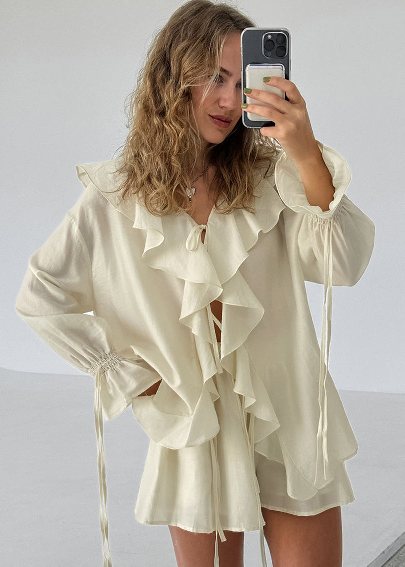 Effortlessly Elegant Garment with a Timeless Design