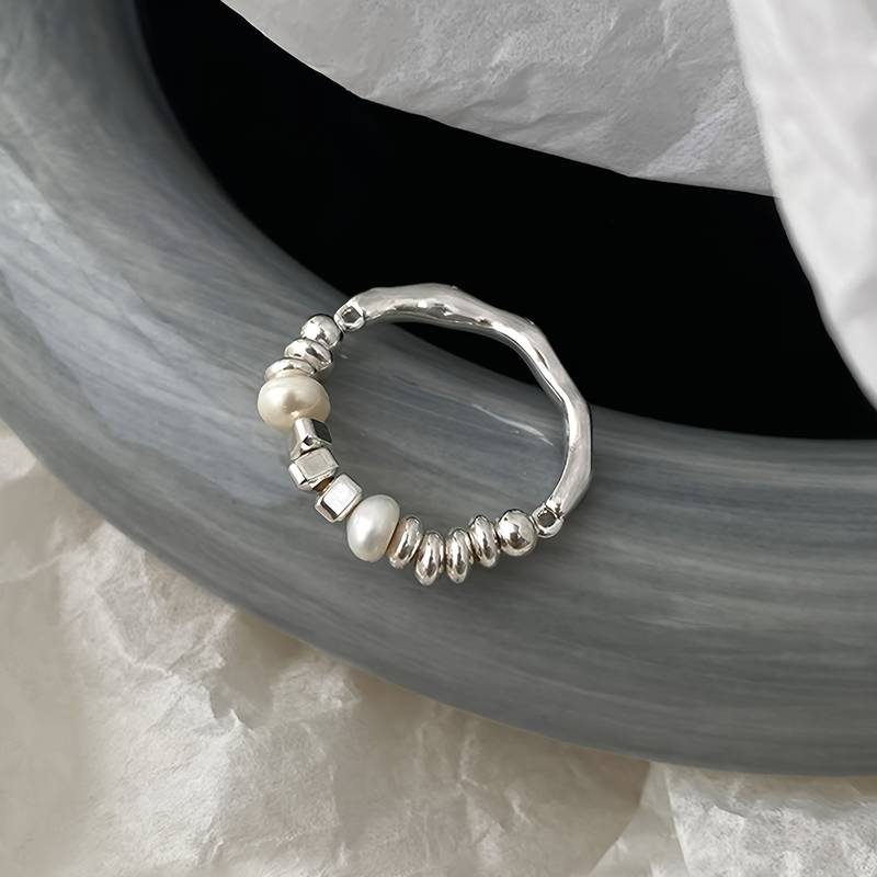 Silver & Pearl Ring