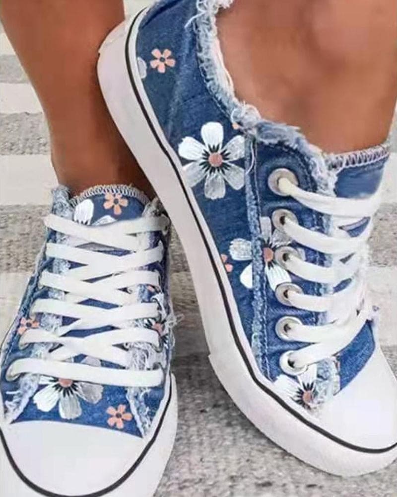 Chic Orthopedic Shoes with Unique Design
