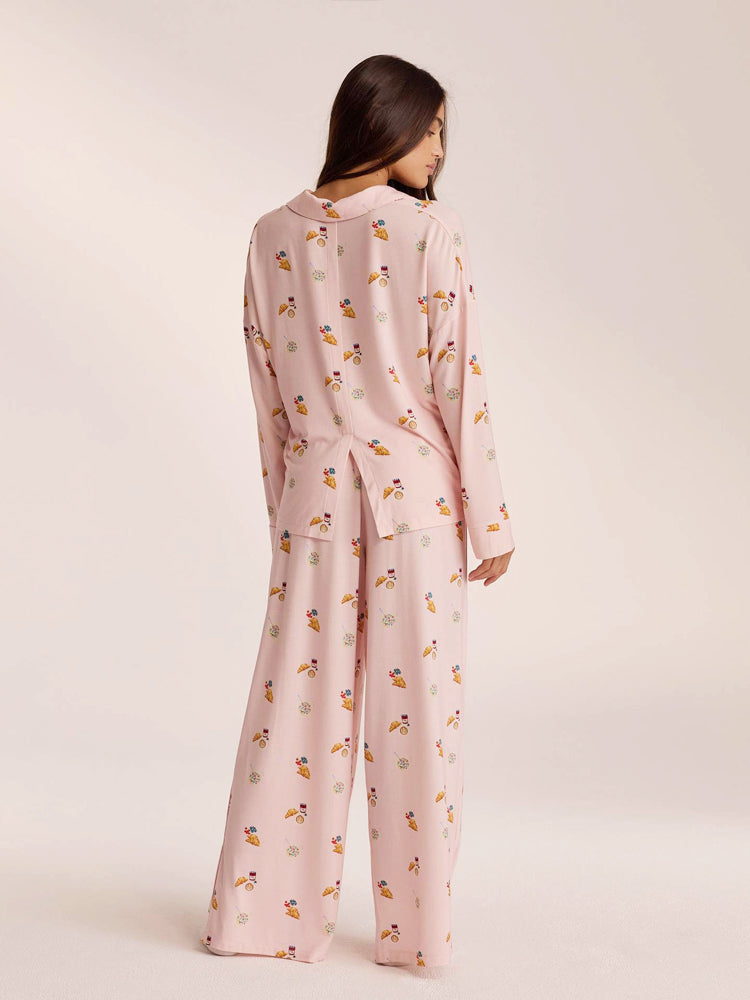 Gracefully Designed Garment
