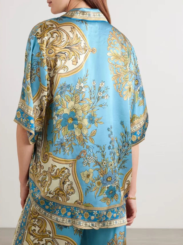 Timeless Vintage Style Garment