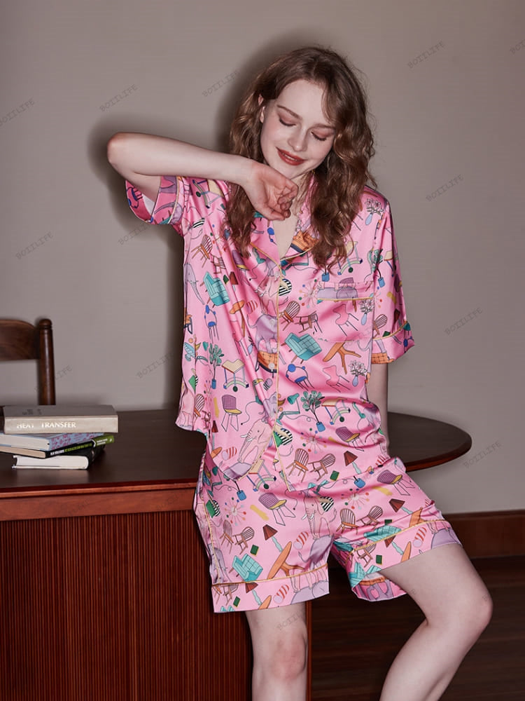 Timeless Vintage Style Garment
