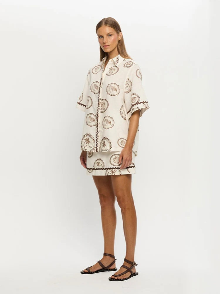 Timeless Vintage Style Shirt