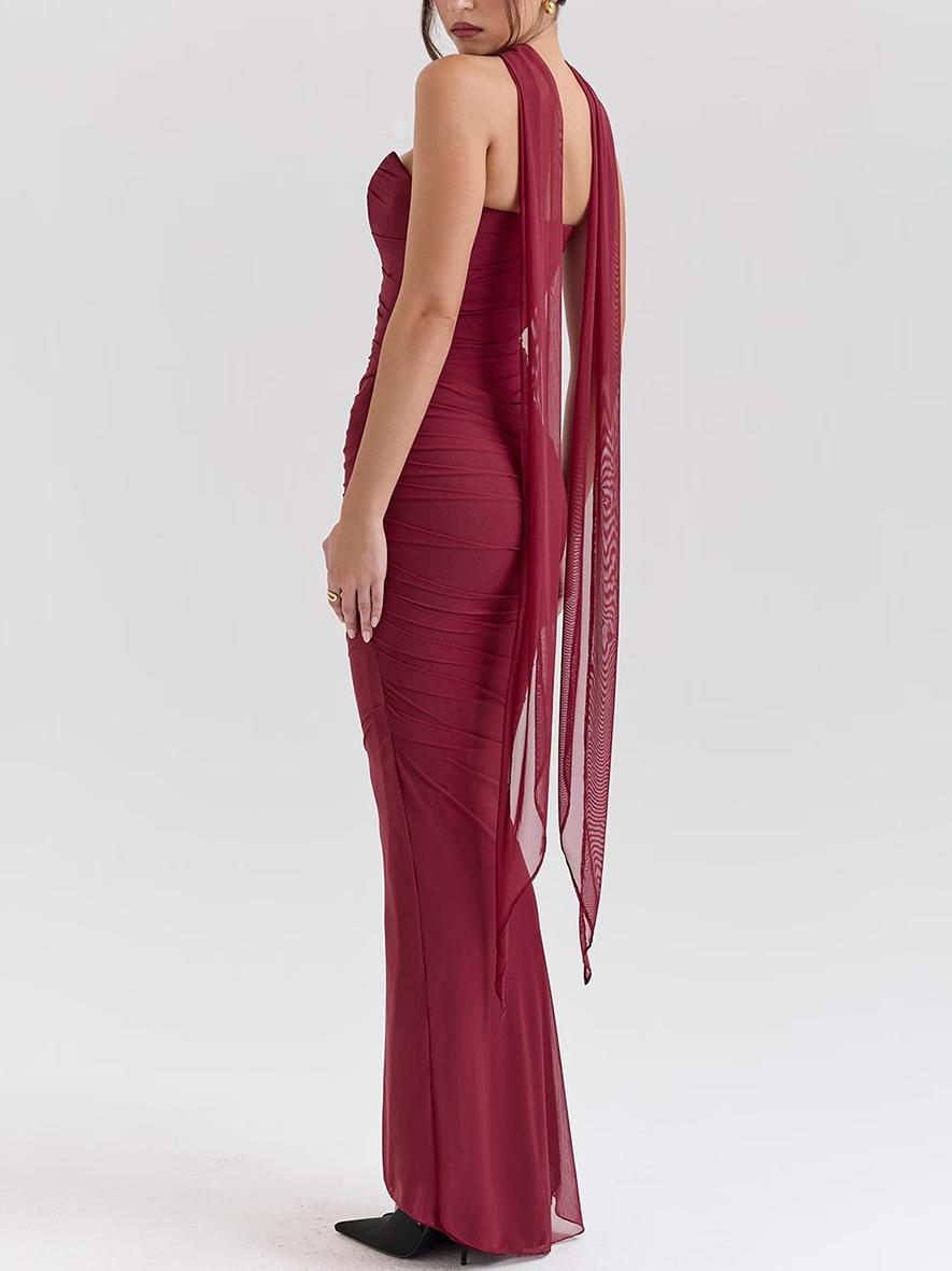 Gracefully Designed Garment