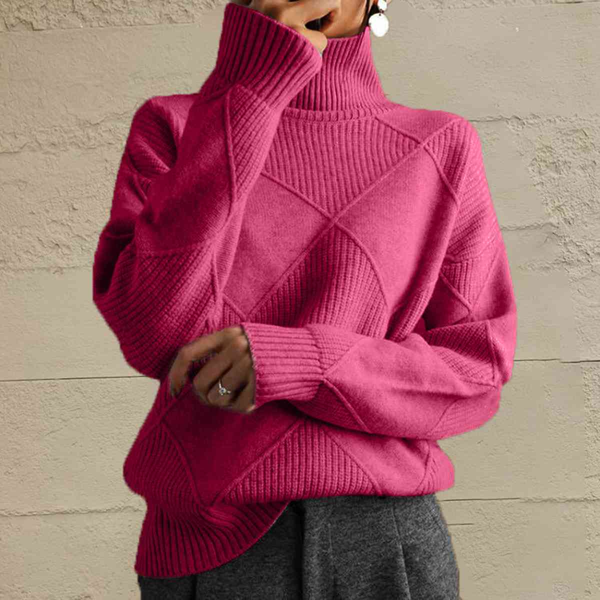 LM | Versatile and comfortable sweater