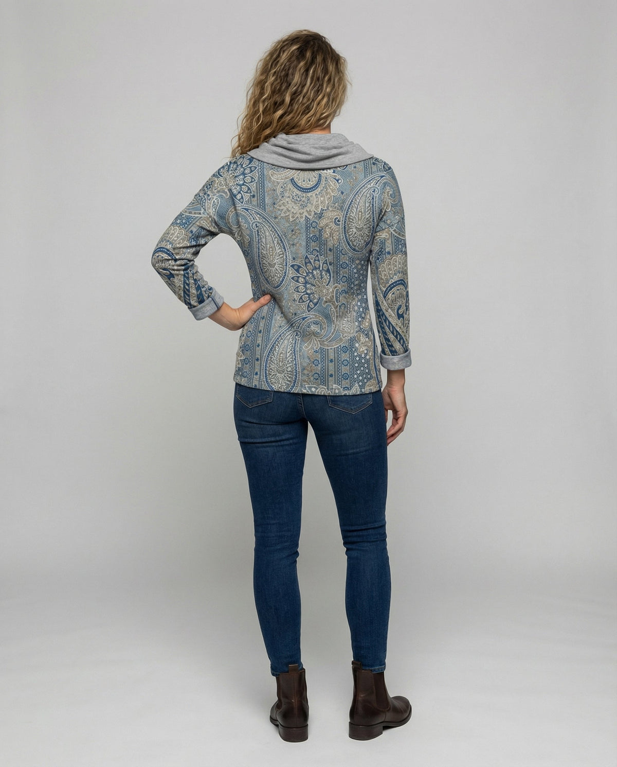 Classic Vintage Pullover
