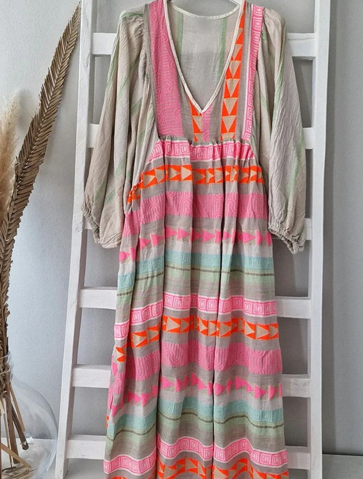 Timeless Vintage Style Dress