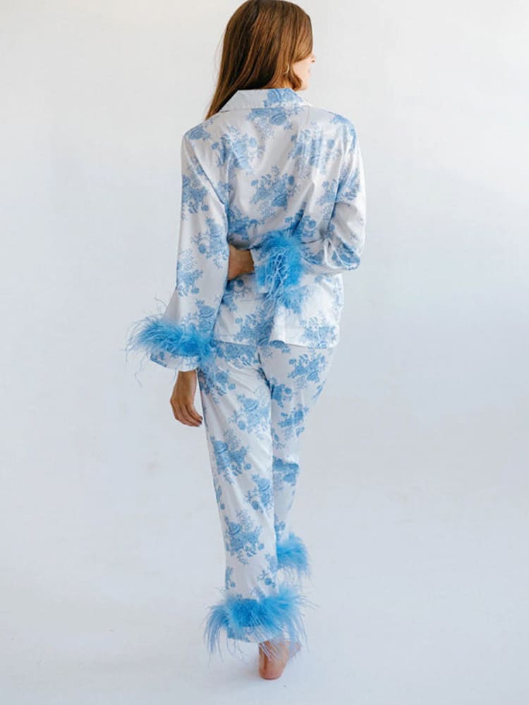 Timeless Vintage Style Garment
