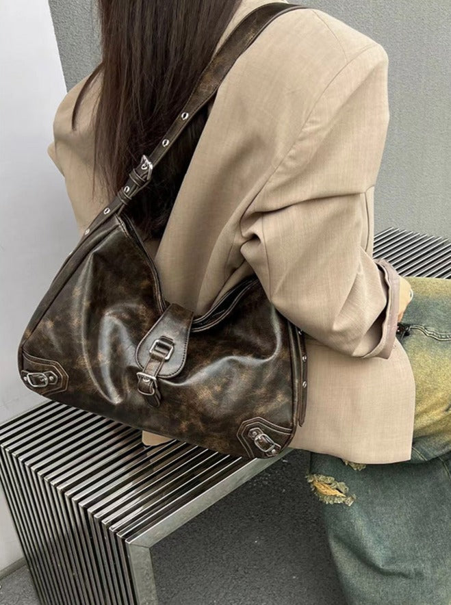 Beautifully Crafted Bag in a Classic Style