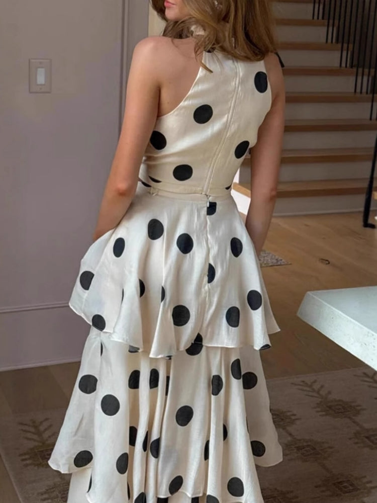 Gracefully Designed Garment