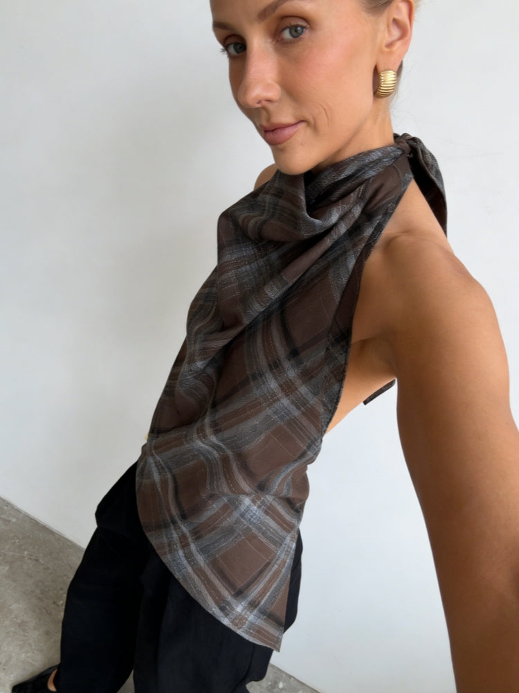 Gracefully Designed Top