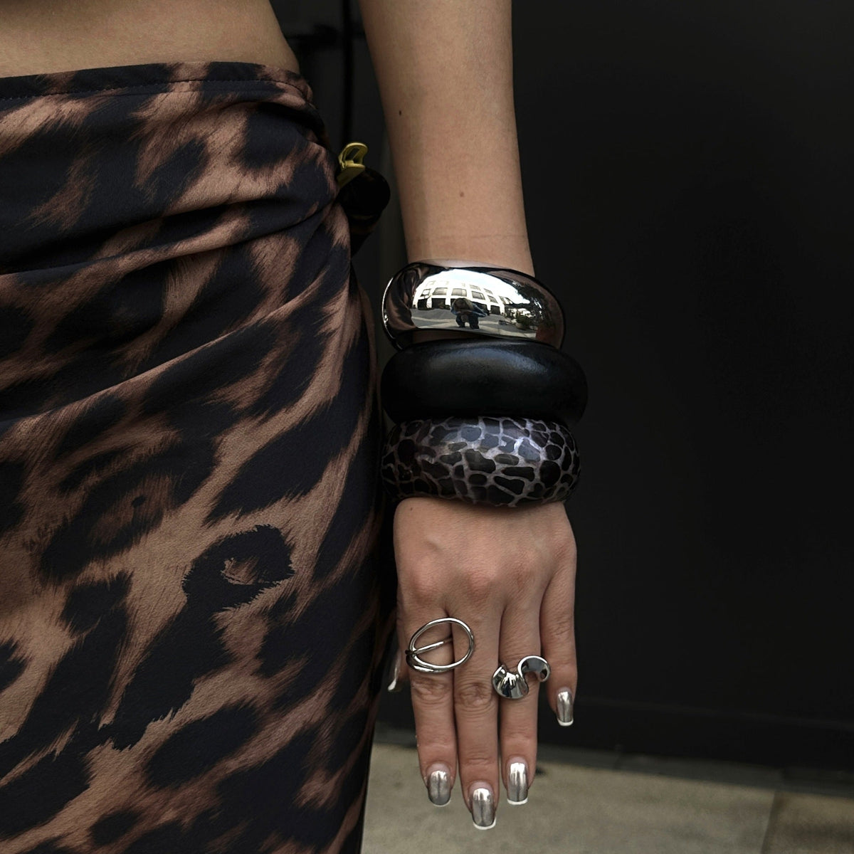 Gracefully Styled Garment for Any Occasion