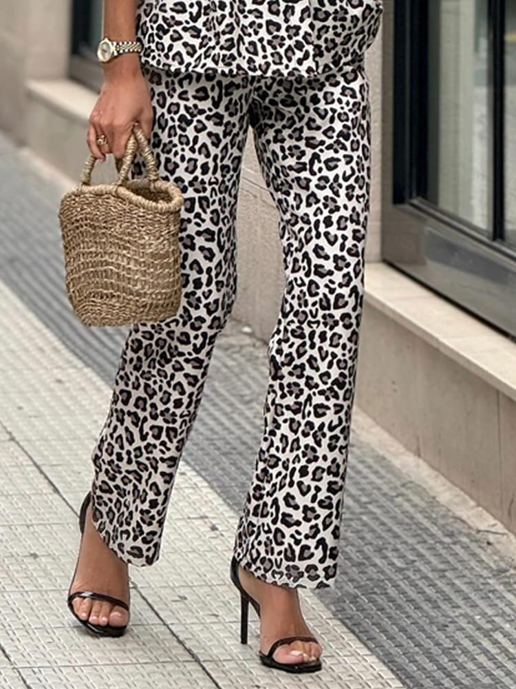 Elegantly Designed Cardigan
