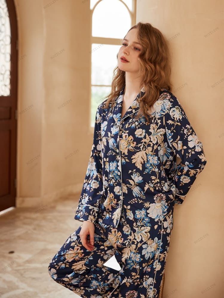 Vintage Inspired Garment
