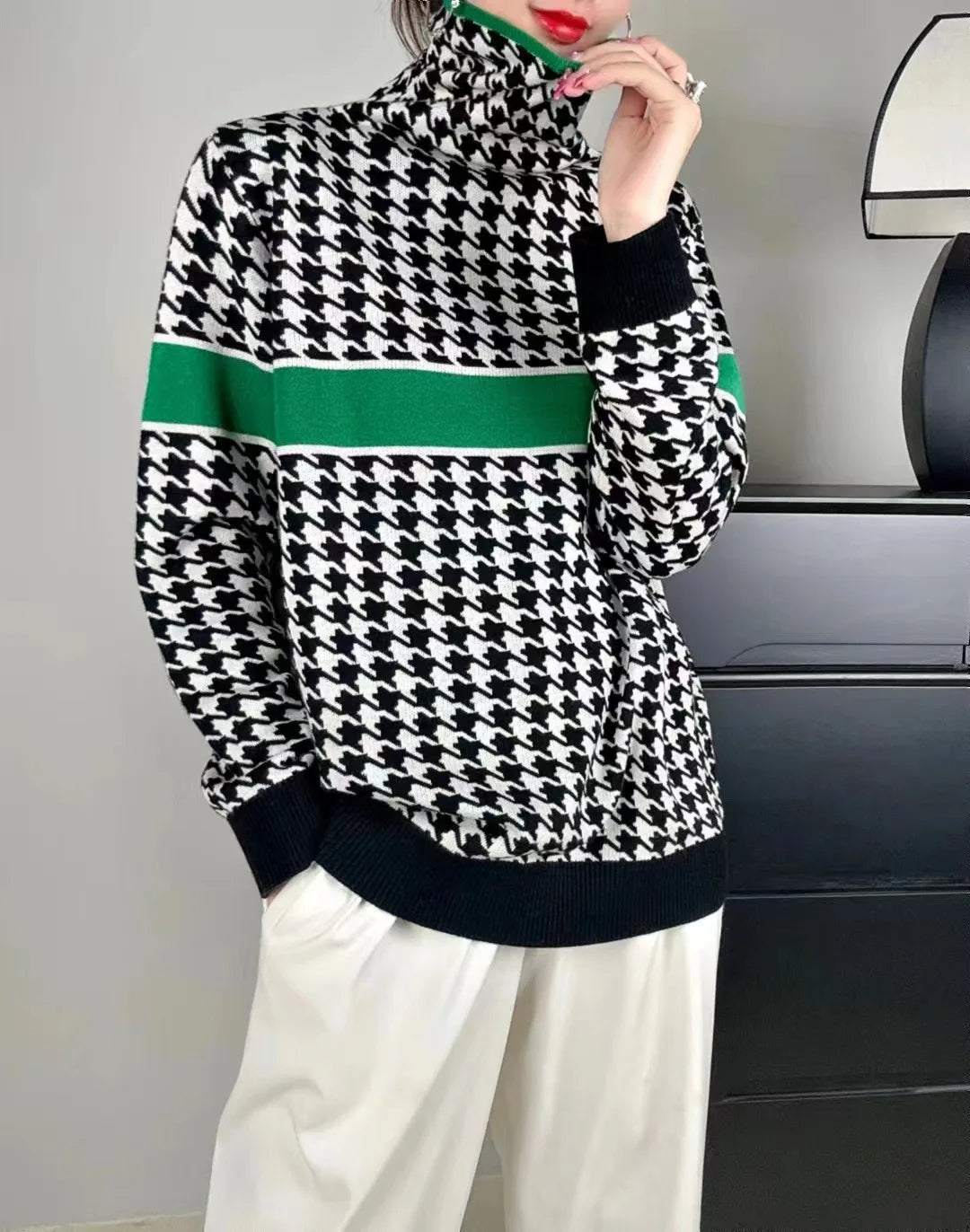 Elegantly Designed Jumper