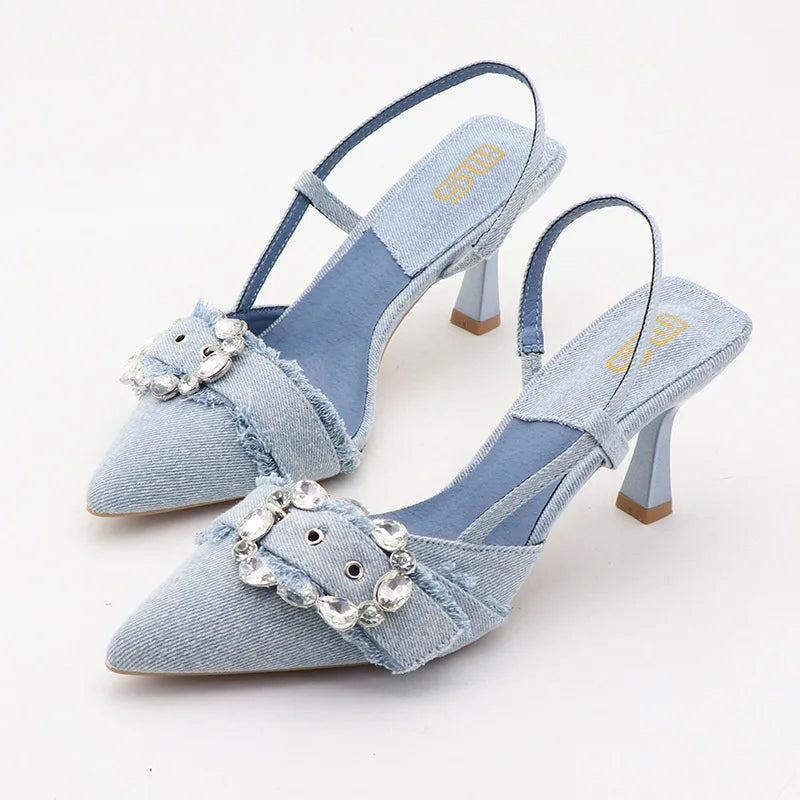 Beautifully Crafted Sandals in a Classic Style